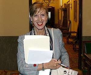 La portavoz de UPyD, Rosa Dez, en el Congreso de los Diputados. (Foto: EFE)