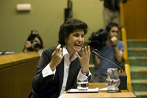 Mara San gil, en una intervencin en el Parlamento vasco. (Foto: Pablo Vias)