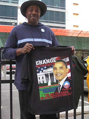 Kevin McNary, el conocido como 'vendedor' de Obama. (Foto: C. F.)