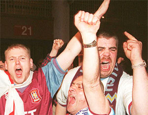 Hooligans del Aston Villa.