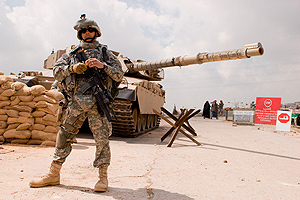 Fotograma de la pelcula 'Redacted', donde el director Brian de Palma reflexiona sobre el conflicto blico en Irak.