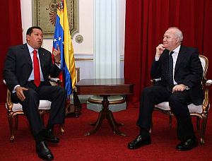 Moratinos y Chvez, durante su encuentro. (Foto: EFE)