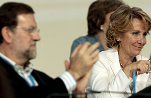 Aguirre, este viernes en el Congreso del PP. (Foto: EFE)