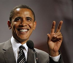 Obama gesticula durante el mitin. (Foto: AFP)