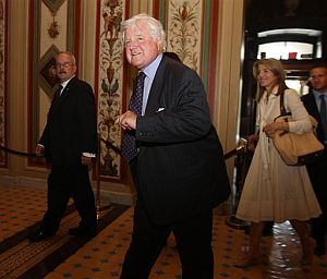 Kennedy, al llegar al Senado. (Foto: AP)