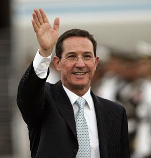 El ex ya ex ministro, durante la cumbre de Santo Domingo el pasado mes de marzo. (Foto: EFE)