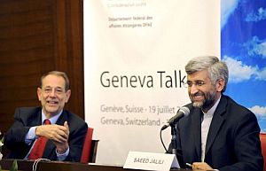 El jefe de la diplomacia europea, Javier Solana (izda) y el negociador iran para la cuestin nuclear, Saeed Jalili. (Foto: EFE)