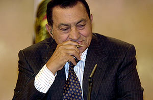 El presidente de Egipto, Hosni Mubarak. (Foto: JOS AYM)