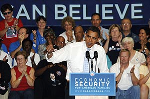 El candidato demcrata da un discurso en el Brevard Community College en Titusville, Florida. (Foto: AFP)