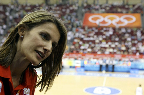 La Princesa, en un partido de baloncesto de la selección femenina. (Foto: Reuters)
