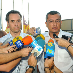 Marcus Hedblom y Hctor Sandoval atendiendo a la prensa. (Foto: Alberto Vera)