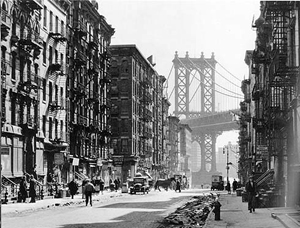 'Pike and Henry Streets, Manhattan', de B. Abbott. (Foto: MACBA)