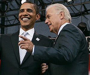 Biden, junto a Barack Obama. (Foto: REUTERS)