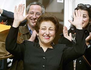La Premio Nobel de la Paz, Shirin Ebadi, una de las opositoras a la nueva medida. (Foto: EPA)