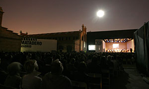 Imagen del concierto de homenaje a Almodvar en el Matadero. (A. di Lolli)