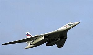 El Tu-160, bombardero estratgico ruso que realiza maniobras en aguas del Caribe. (Foto: AP)