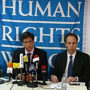 El director de la ONG Human Rights Watch para Amrica Latina, Jos Miguel Vivanco, y el subdirector de HRW, Daniel Wilkinson. (Foto: EFE)
