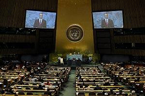 El presidente de Portugal, Anibal Antonio Cavaco Silva, pronuncia un discurso ante la 63ª Asamblea General de Naciones Unidas. (Foto: EFE)