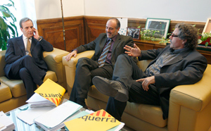 Ridao y Tard (ERC), en su reunin con Alonso. (Foto: Efe)