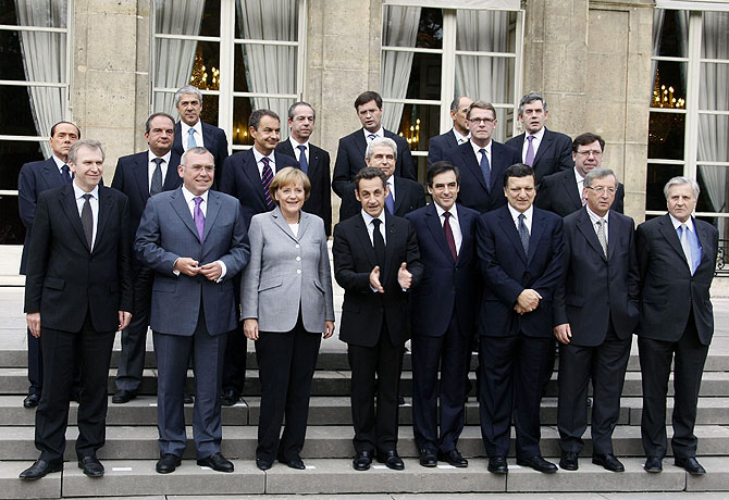 Foto de grupo de los principales lderes europeos tomada el domingo 12 de octubre en Pars. (Foto: AP)