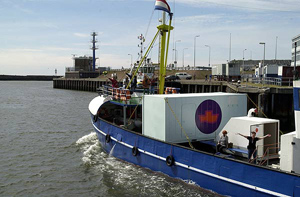 El barco de la ONG holandesa 'Woman on Waves'.