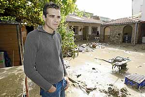 Jess Burgallo, hijo de la mujer fallecida en la riada del 22 de septiembre. (Foto: Carlos Barajas)