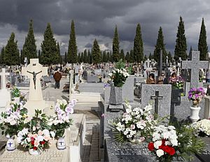 Aspecto que presentaba el cementerio de Carabanchel. (Foto: EFE)
