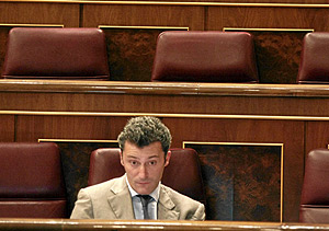 El diputado de UPN Santiago Cervera, en un pleno del Congreso. (Foto: Kike Para)