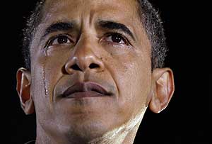 Barack Obama, durante un mitin en Carolina del Norte, llorando la prdida de su abuela. (Foto: AP)