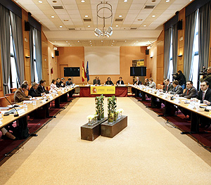 Corredor presidi el Consejo del Plan Estatal de Vivienda, donde present el borrador. (Foto: EFE)