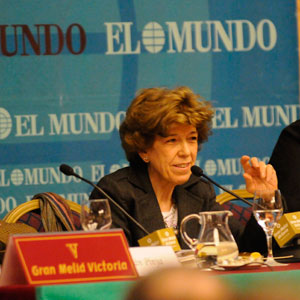 Pilar Urbano en un momento de su intervención. (Foto: Cati Cladera)
