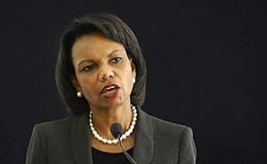 Condoleezza Rice se despide. (Foto: EFE)