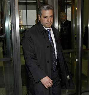 John Harris abandona el tribunal de Chicago el pasado martes. (Foto: Reuters)