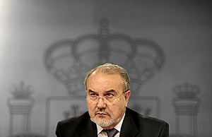 El vicepresidente segundo del Gobierno, Pedro Solbes. (Foto: Antonio Heredia)