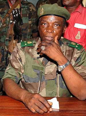 General Mamadou Bah Toto Camara, capitn al mando de la junta militar. (Foto: AFP)