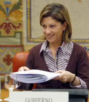La ministra de Medio Ambiente y Medio Rural y Marino, Elena Espinosa. (Foto: EFE)