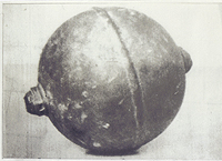 Uno de los objetos hallados en 1965.