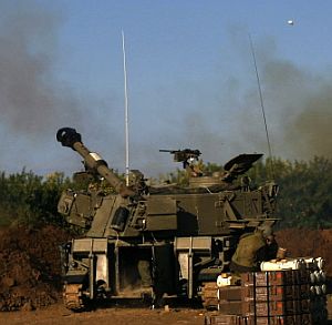 Un cañón de artillería israelí. (Foto: AP)