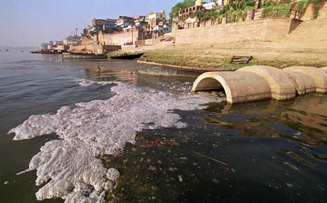 Contaminación en el río Ganges (Foto: AP)