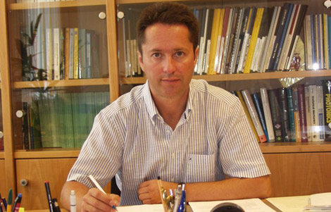 Ignacio Cirac en su despacho. (Foto: Fundacin BBVA).