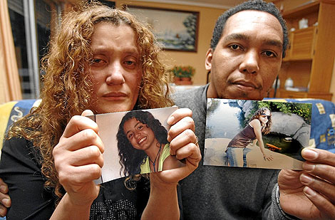 Los padres de Daniely, la nia desaparecida en Torrent. | Benito Pajares