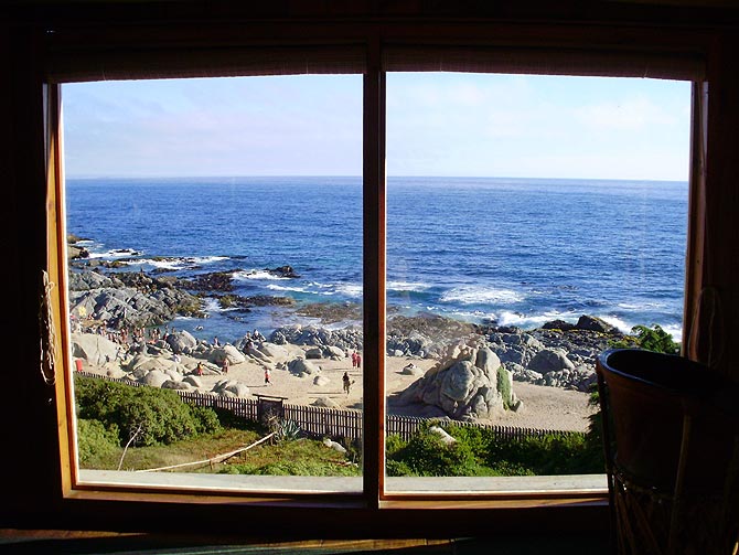 Vista desde el dormitorio de Neruda en 'Isla Negra'. (Foto: W. F.)