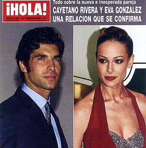 Cayetano y Eva, portada de 'Hola'.
