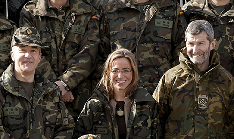 Carme Chacn, durante su viaje a Kosovo cuando anunci la retirada de tropas. | Afp