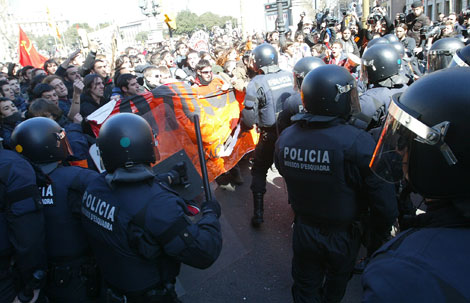 Incidentes en la entrada a las Ramblas en marzo de 2008 | Foto: D. Umbert