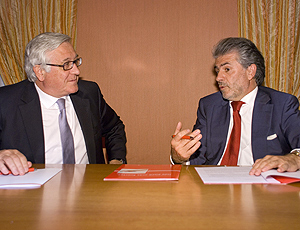 Galindo y el representante del Santander.