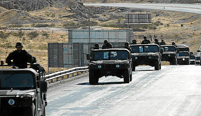 1.800 soldados se dirigen a Ciudad Jurez para poner fin a la violencia por narcotrfico. (Foto: Jacobo Garca)