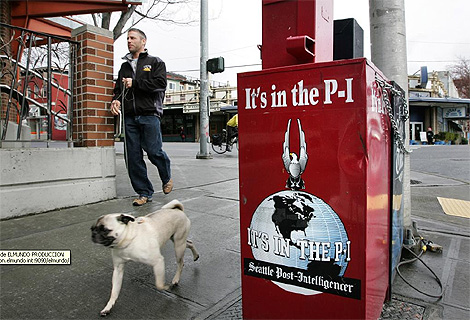 Una mquina expendedora del 'Seattle Post-Intelligencer', la ltima vctima ilustre. (Foto: AFP)