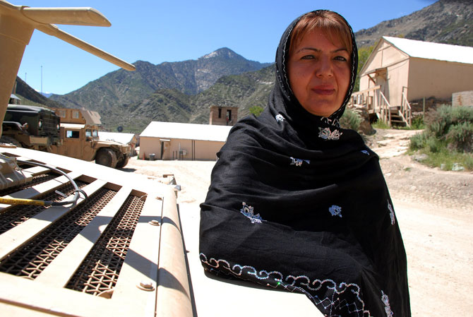 Shaesta, en la base estadounidense de Camp Blessing, donde trabaja actualmente en el este de Afganistn. | Mnica Bernab