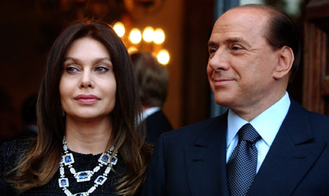 Veronica Lario y Silvio Berlusconi. | AP